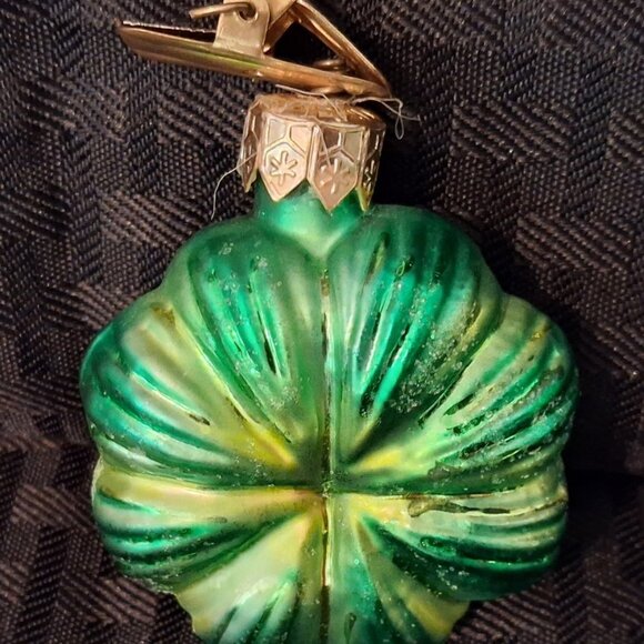 Christopher Radko 2" WEE SHAMROCK clip on ornament - Picture 5 of 8